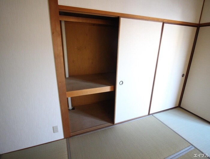物件内観写真17　(収納)