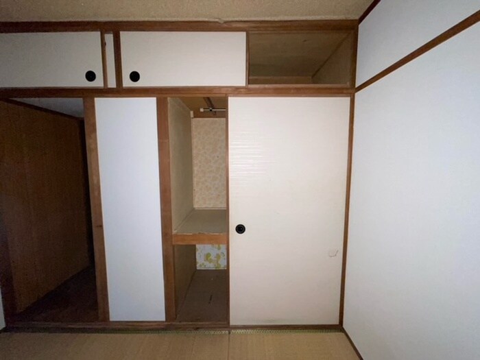 物件内観写真16　(収納)