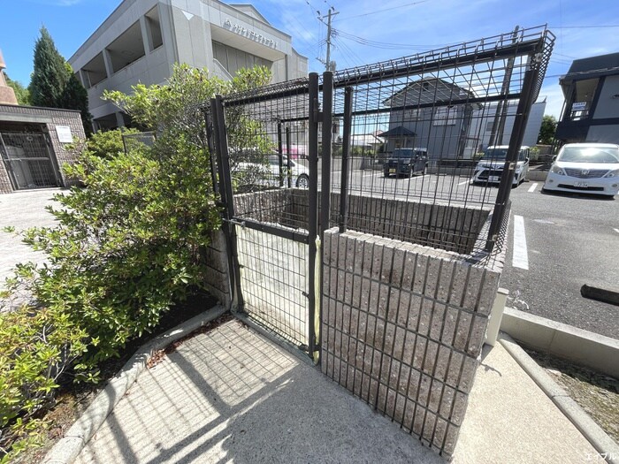 物件外観写真5　(建物設備)