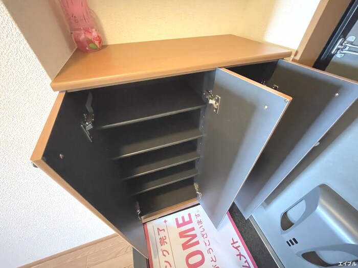 物件内観写真13　(靴箱)