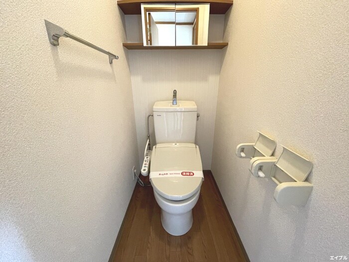 物件内観写真14　(トイレ)