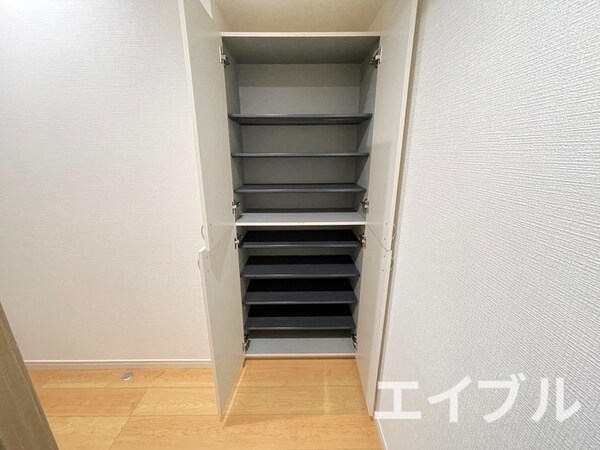 靴箱