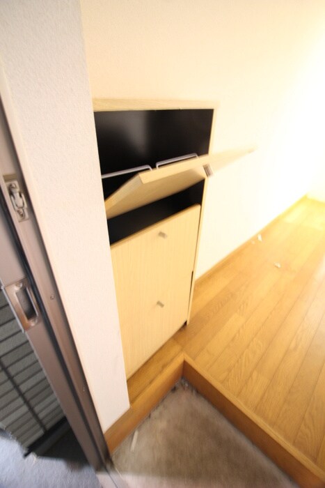 物件内観写真17　(靴箱)