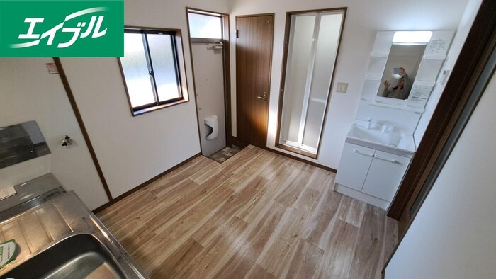 物件内観写真19　(居室)