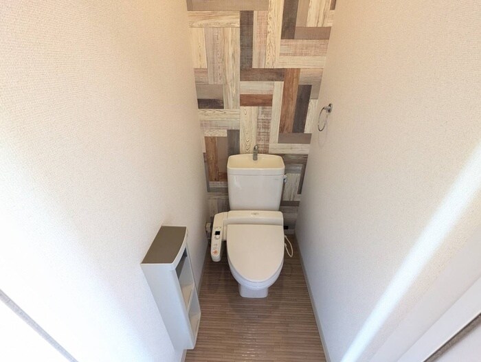 物件内観写真14　(トイレ)
