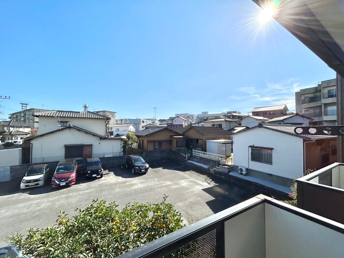 物件内観写真14　(室内からの展望)