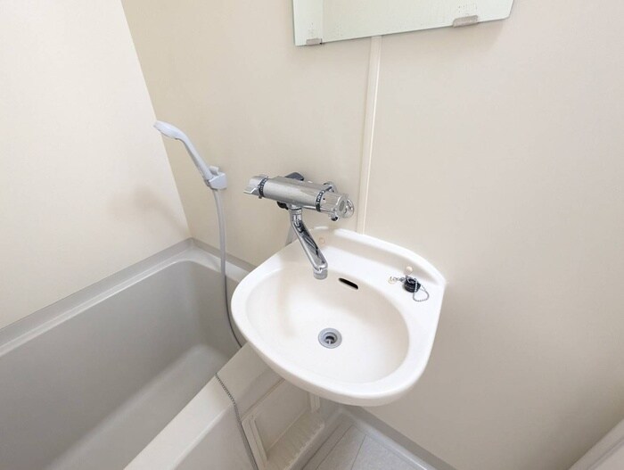 物件内観写真15　(洗面)