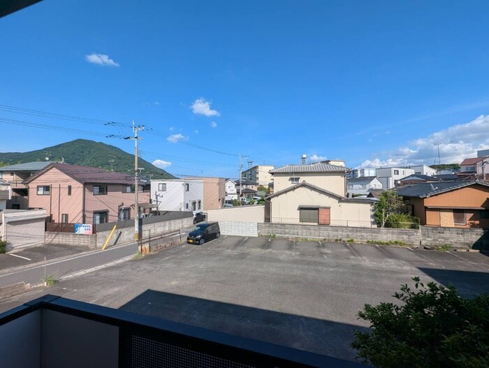 物件内観写真17　(室内からの展望)