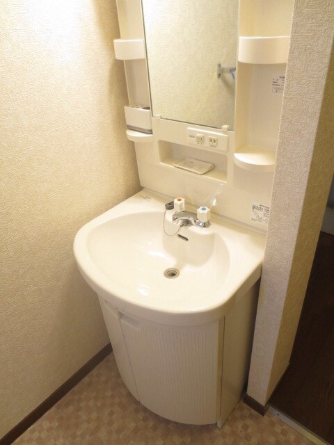 物件内観写真9　(洗面)