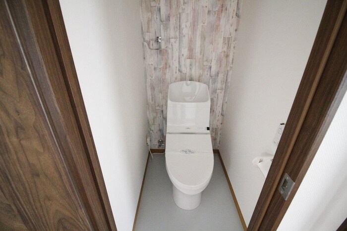 物件内観写真9　(トイレ)