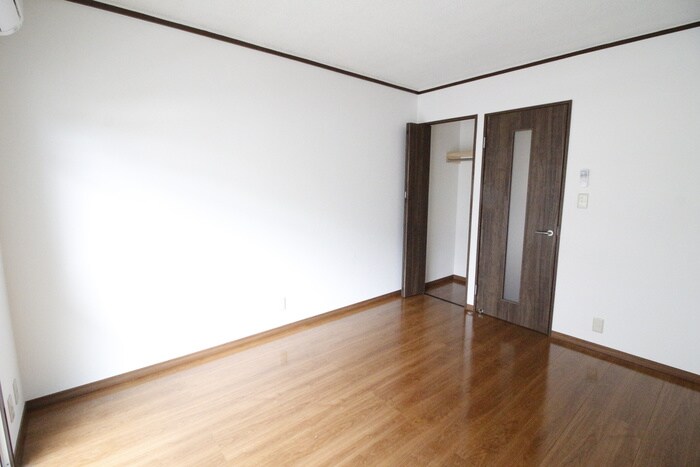 物件内観写真17　(内観写真)