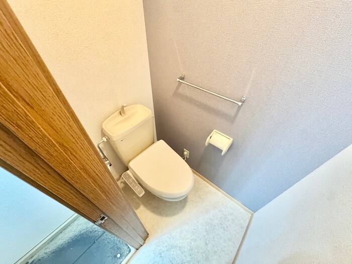 物件内観写真7　(トイレ)