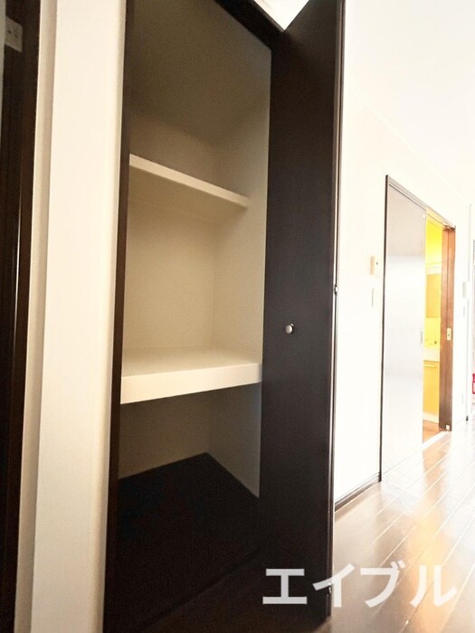 物件内観写真21　(収納)