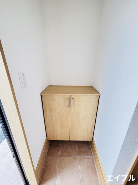 物件内観写真6　(靴箱)