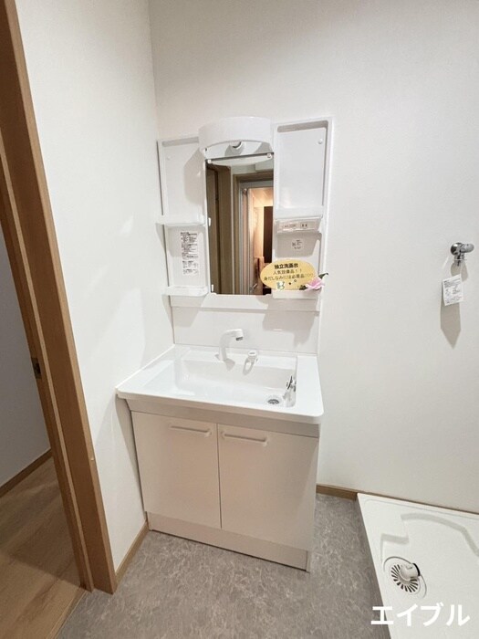 物件内観写真9　(洗面)