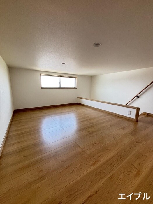 物件内観写真12　(ロフト)