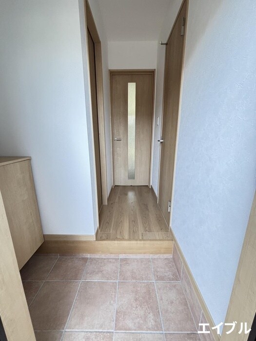 物件内観写真19　(玄関)