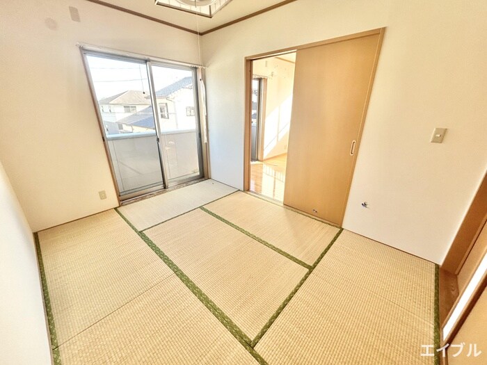 物件内観写真8　(居室)