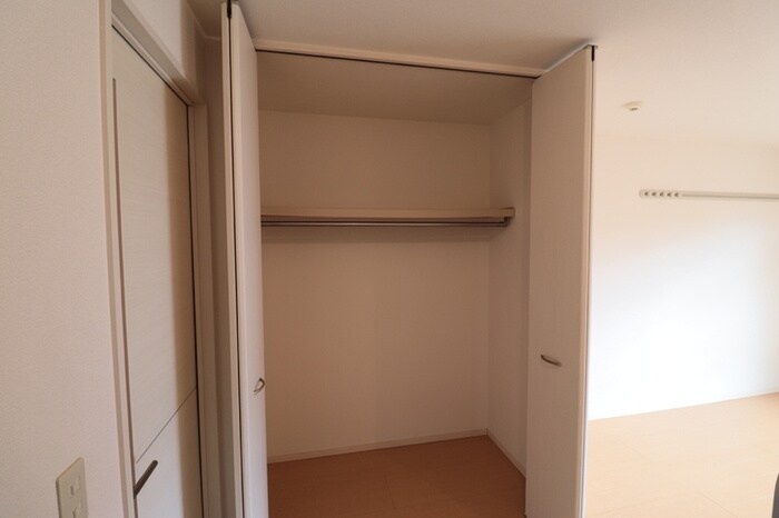 物件内観写真11　(収納)