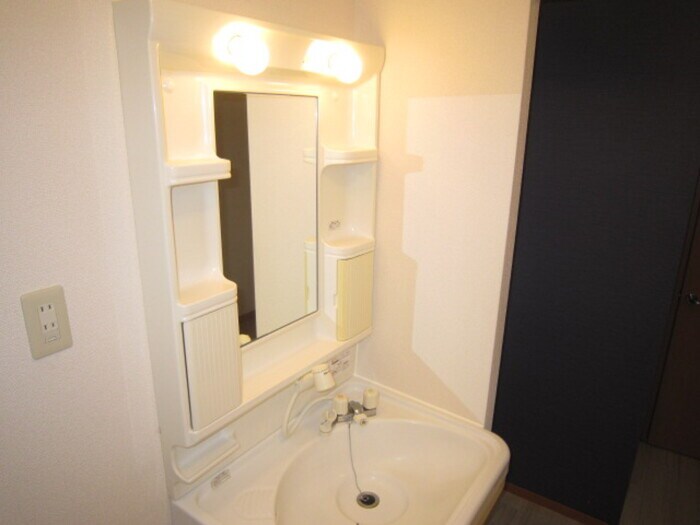 物件内観写真16　(洗面)