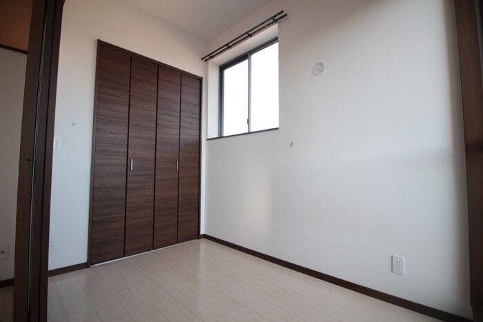 物件内観写真9　(居室)