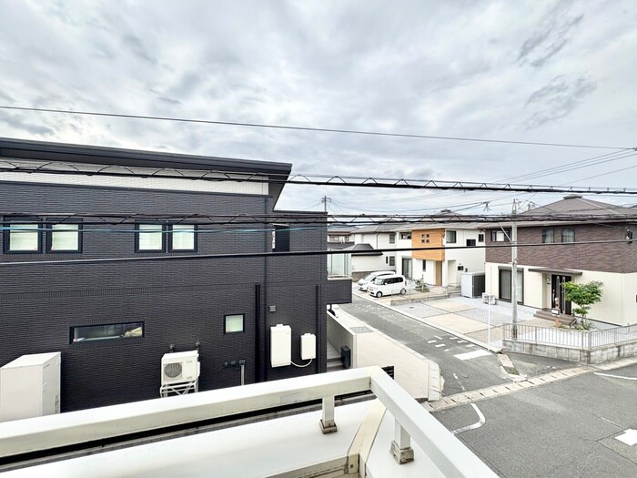 物件内観写真15　(室内からの展望)