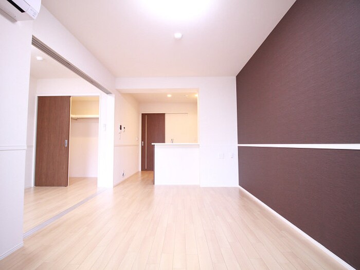 物件内観写真5　(居室)