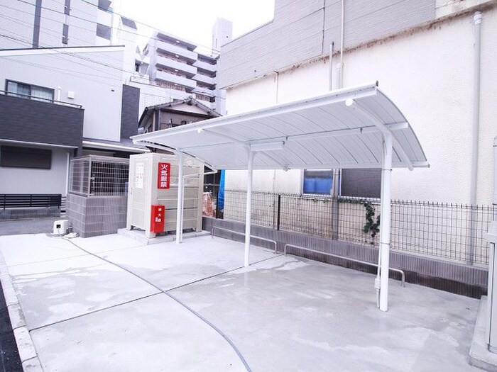 物件外観写真3　(駐輪場)