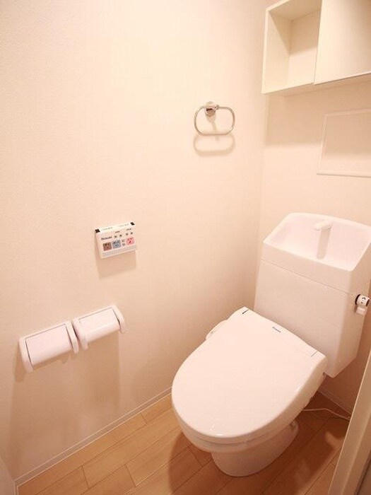 物件内観写真10　(トイレ)