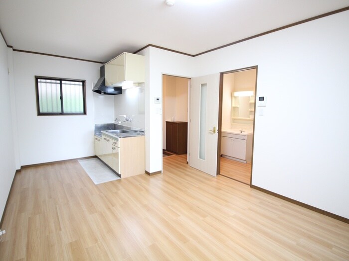 物件内観写真5　(居室)