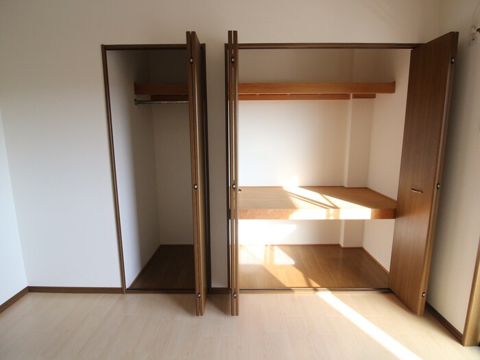 物件内観写真7　(収納)