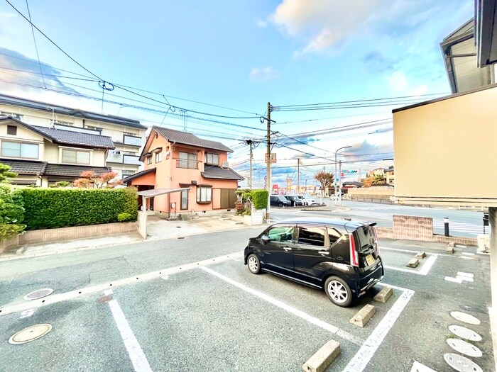 物件内観写真11　(室内からの展望)