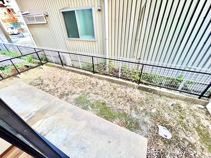 物件内観写真13　(ベランダ・バルコニー)