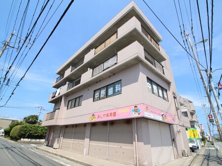 ロイヤルハウスⅡ外観写真