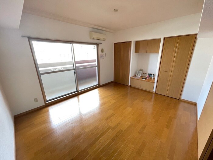 物件内観写真6　(居室)