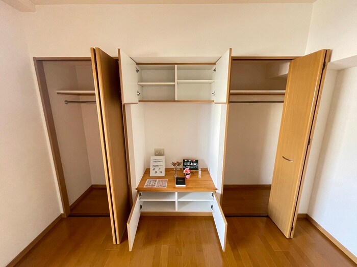 物件内観写真10　(収納)