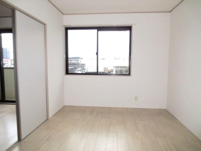 物件内観写真7　(内観写真)