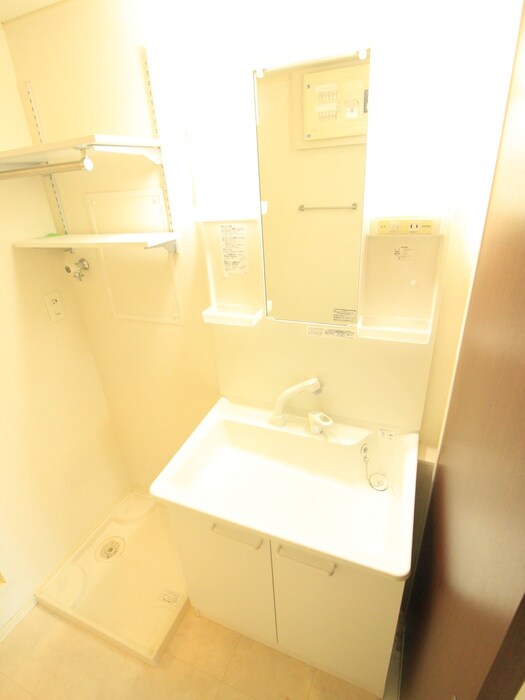 物件内観写真8　(洗面)