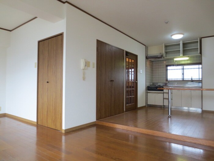 物件内観写真7　(居室)