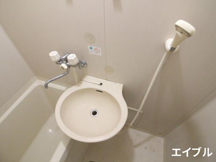 物件内観写真13　(洗面)