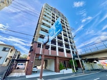 ギャラクシー折尾の外観写真