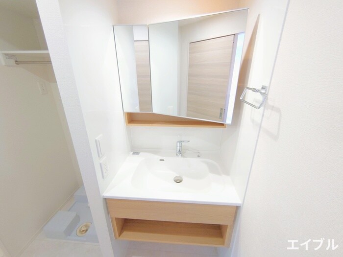 物件内観写真10　(洗面)