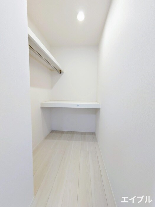 物件内観写真13　(収納)