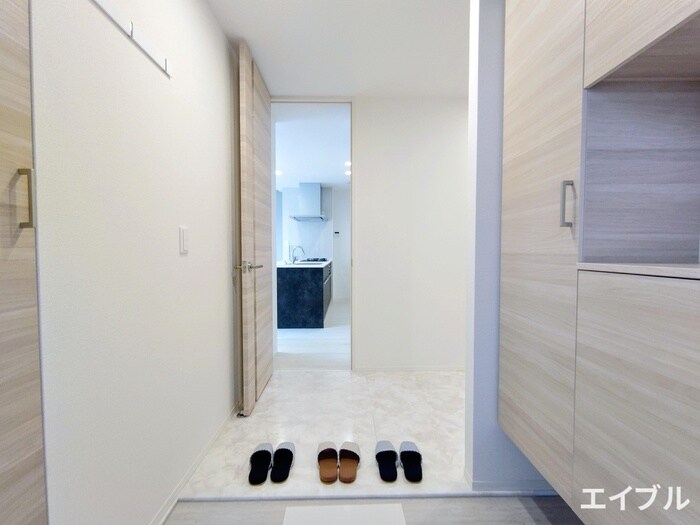 物件内観写真16　(廊下)