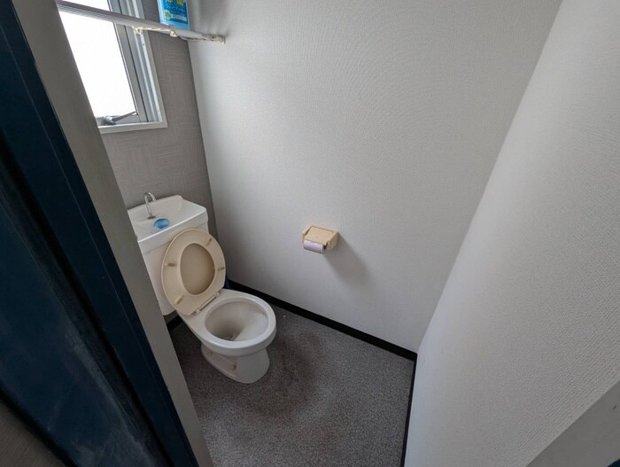 物件内観写真18　(トイレ)