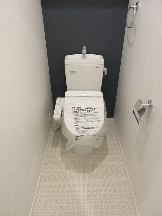 物件内観写真14　(トイレ)