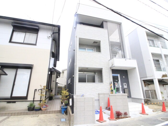 物件外観写真3　(外観写真)