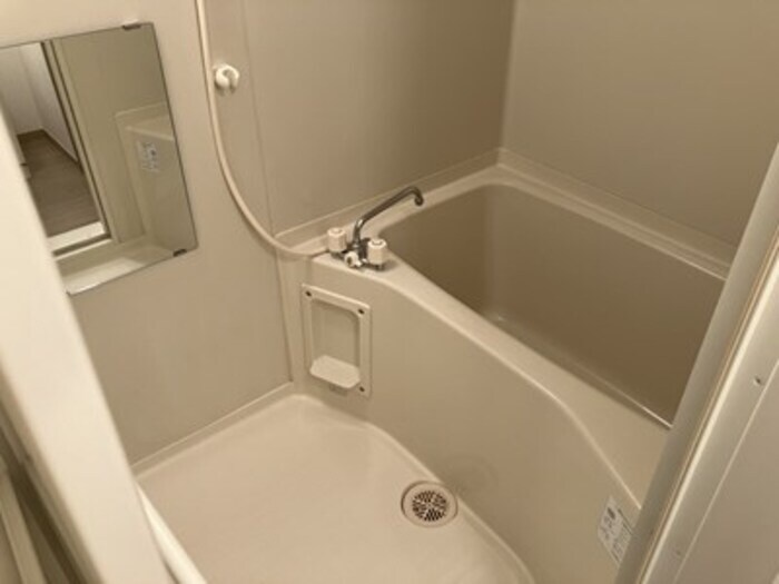 物件内観写真9　(バス／シャワールーム等)