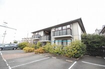 ウィステリア中曽根の外観写真