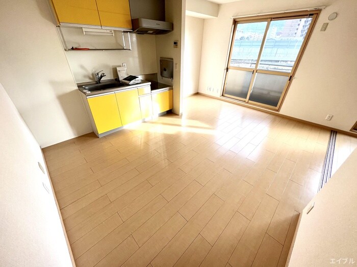 物件内観写真3　(居室)